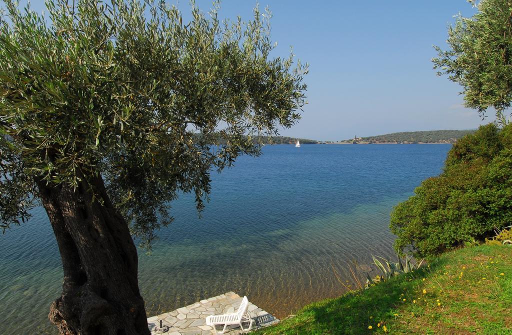 Вилла Saint Andrews Bay Милина Номер фото