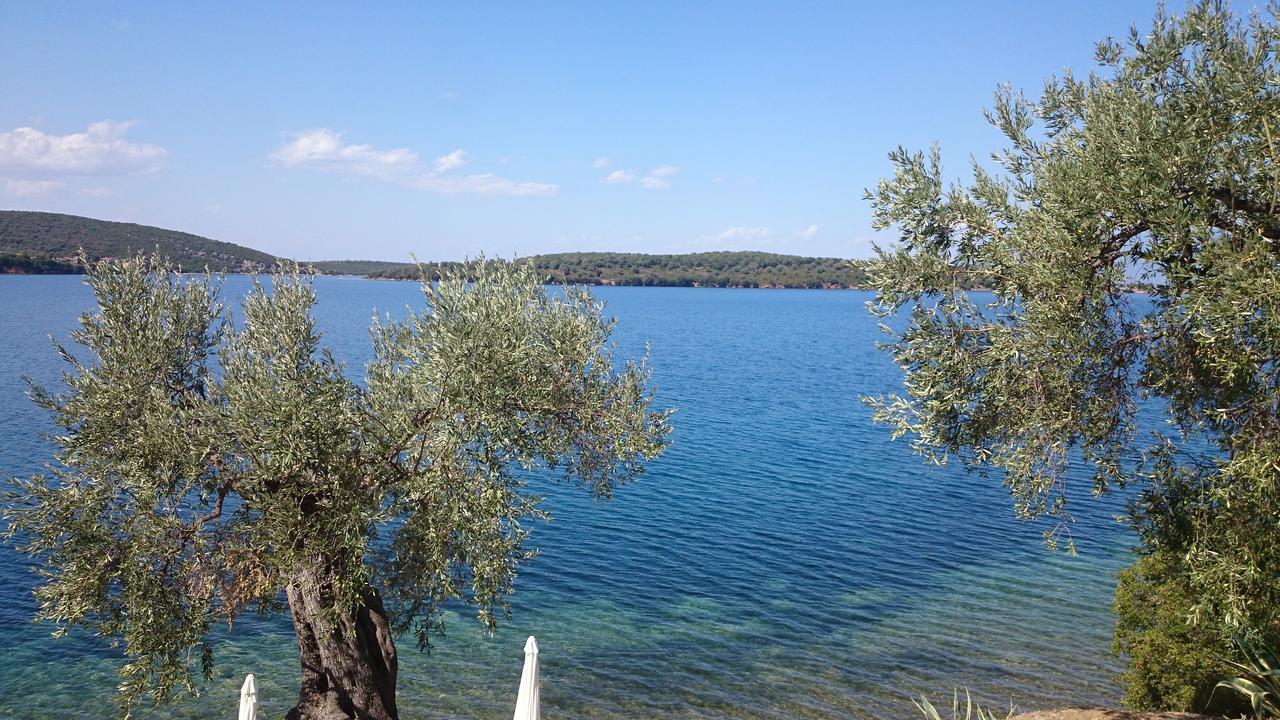 Вилла Saint Andrews Bay Милина Экстерьер фото